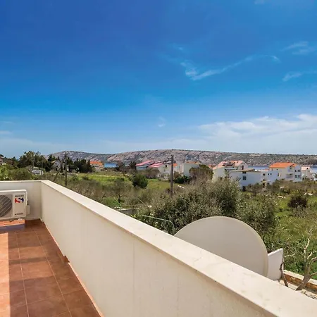 Διαμέρισμα 3 Bedroom In Barbat