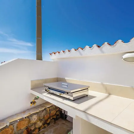 Διαμέρισμα 3 Bedroom In Barbat Barbat na Rabu